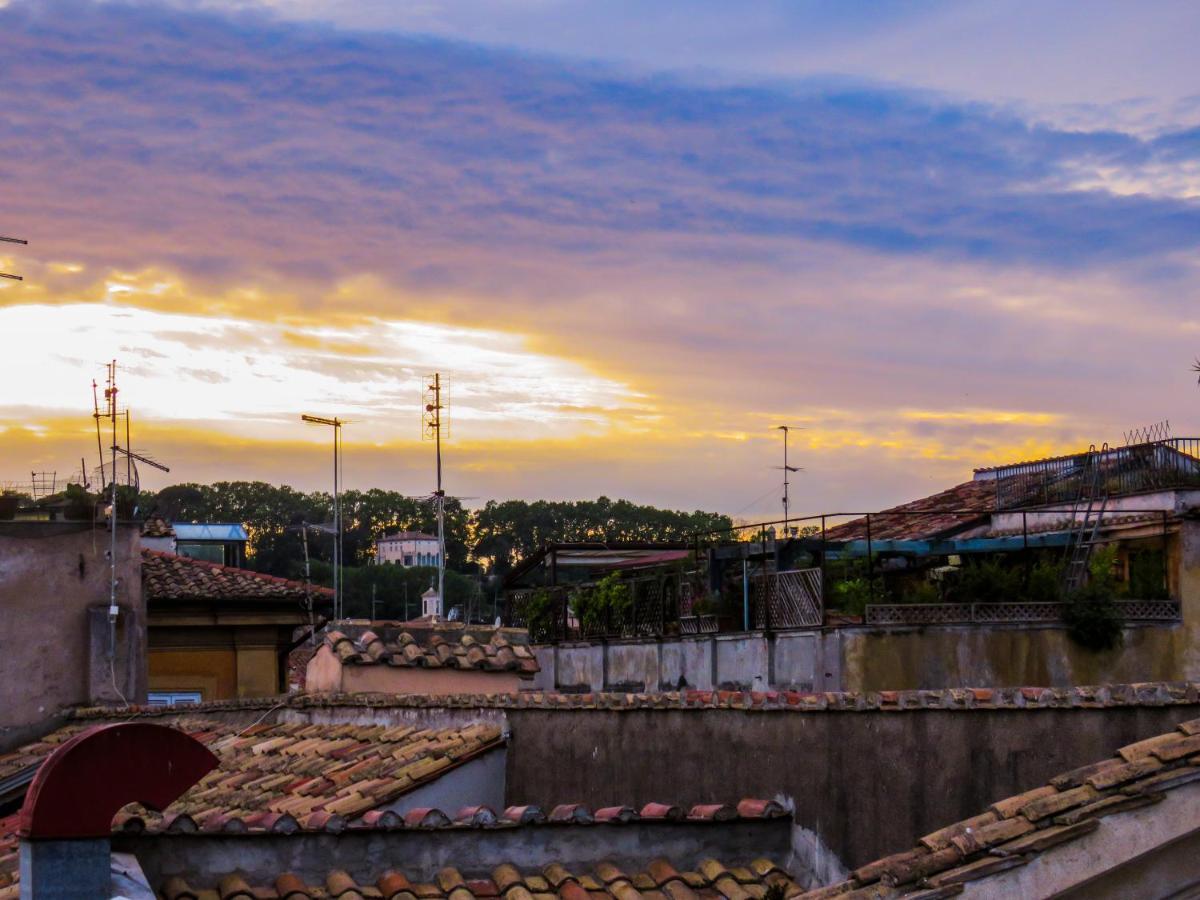 Mattia'S Penthouse - View Over Trastevere Roofs Roma Exterior foto